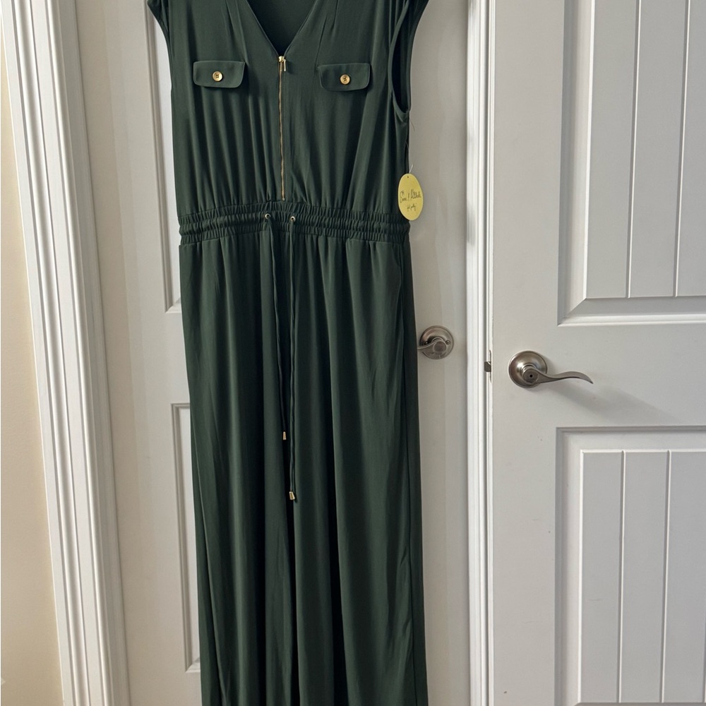 Sleeveless Green Maxi Dress